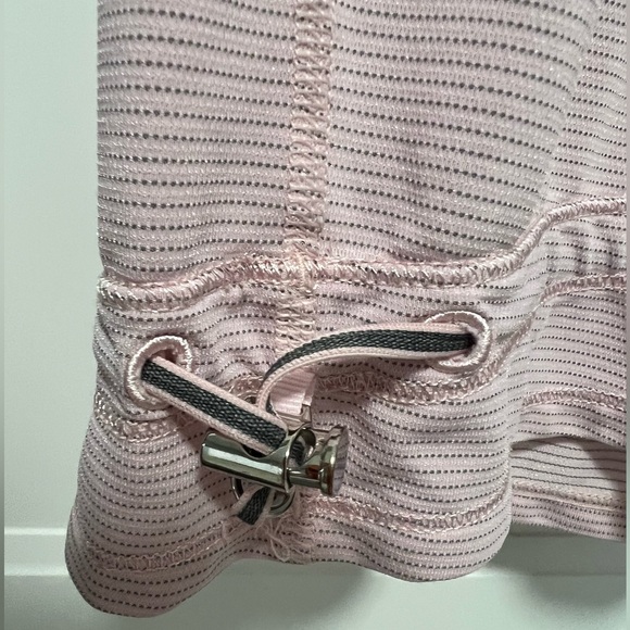 Lululemon tank top Size 10 - Picture 4 of 4